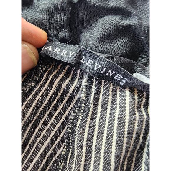 LARRY LEVINE Black White Thin Stripe Bermuda Cotton Capri Pants SZ 12 - Picture 5 of 9